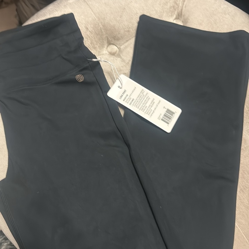 Balance Collection Women's Black High Rise Bootcut Pant, stretchy, new - Picture 9 of 13
